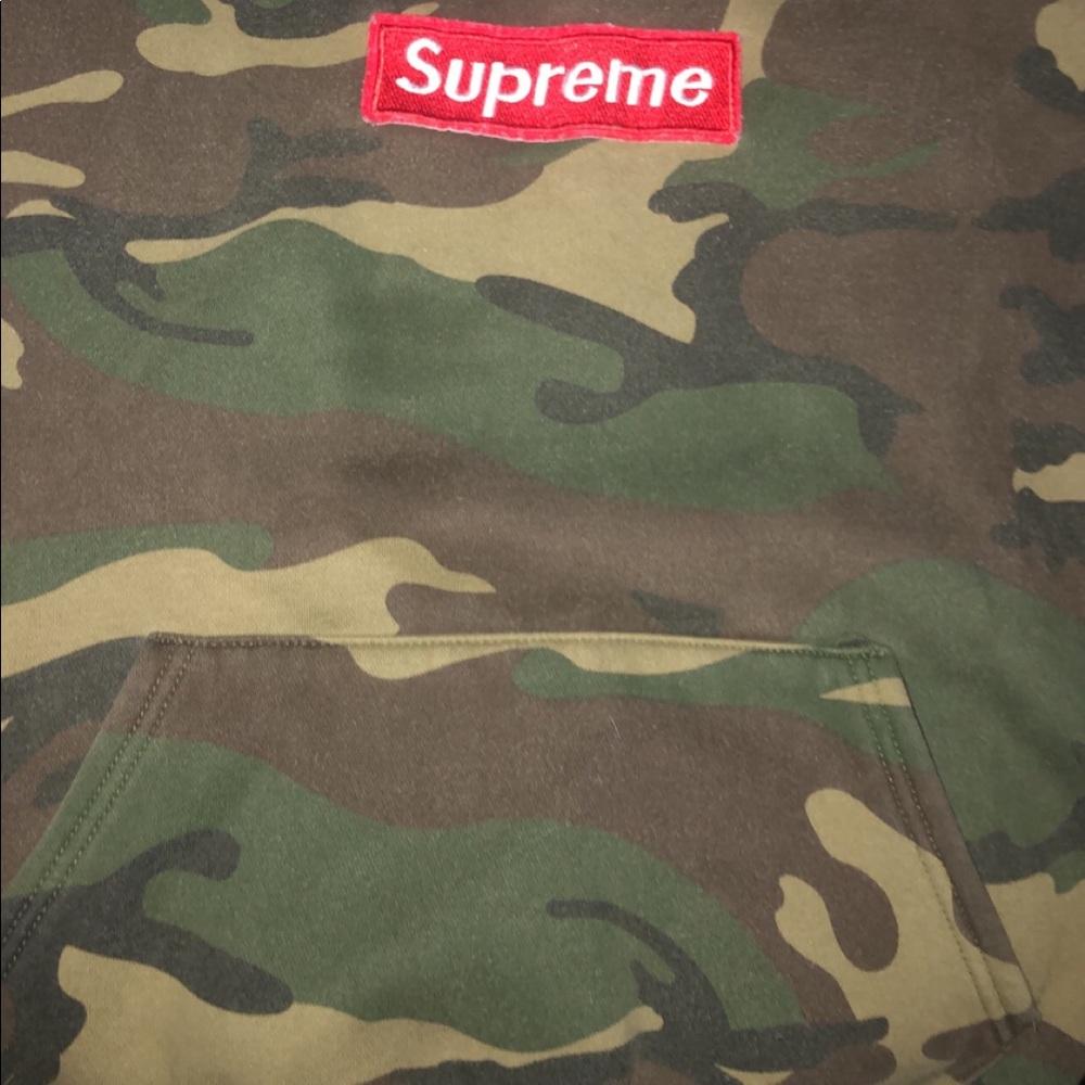 Camo supreme hoodie